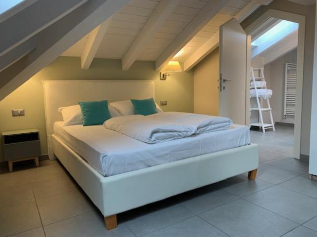 Apartamento Mansarda Amore Cannobio Exterior foto